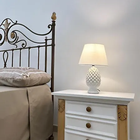 Dimora Regina Margherita Bed & Breakfast *